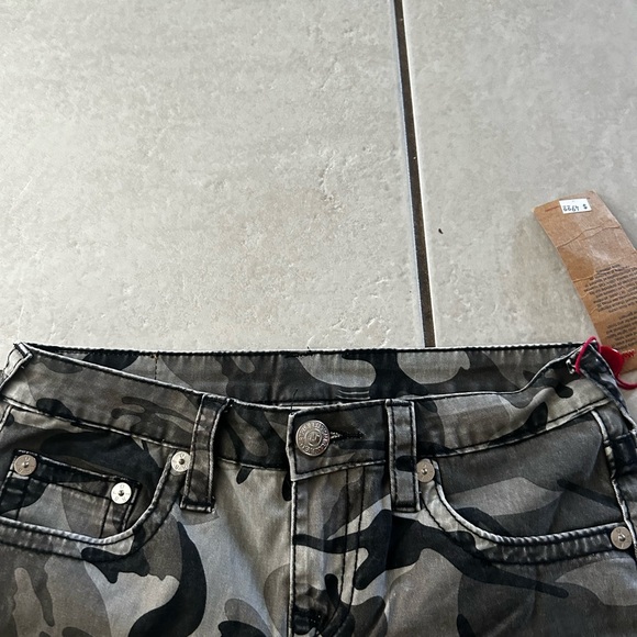 True Religion Jeans size 14 - Picture 2 of 4